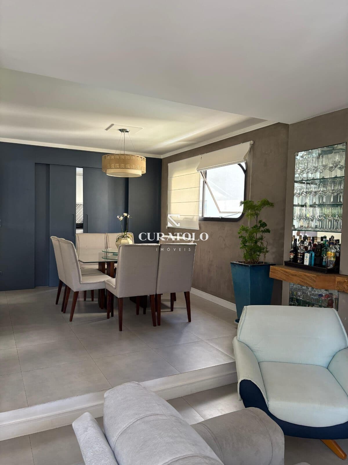 Apartamento alto padrão à venda com 169 m², 4 quartos, 3 vagas, Moema, São Paulo.