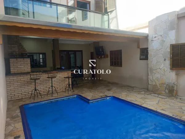 Casa sobrado à venda com 352 m², 5 quartos, piscina, churrasqueira e 2 vagas, Chácara Belenzinho, São Paulo.