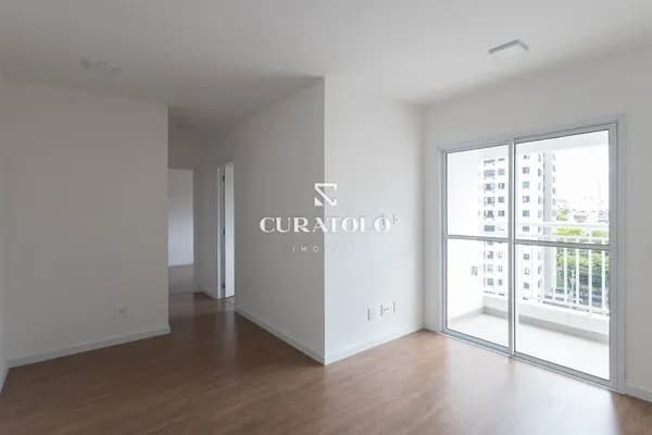 Apartamento à venda com 55 m², 3 quartos, 2 vagas e varanda Parada Inglesa, São Paulo.