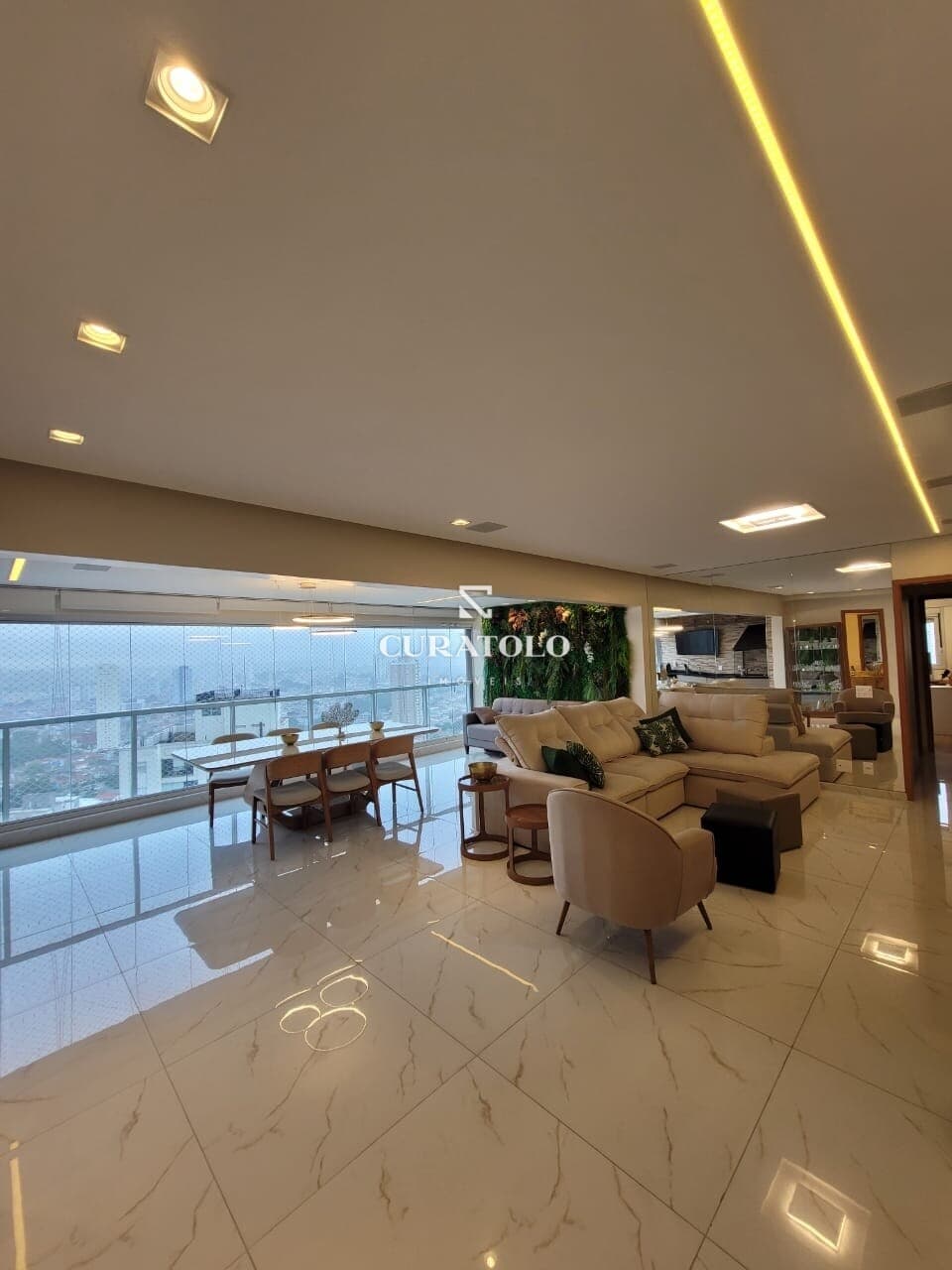 Viva com conforto e estilo na Mooca: Apartamento de alto padrão, pronto, com 134 m², 3 suítes, 4 vagas fixas, Varanda Gourmet e lazer completo - Totalmente planejado