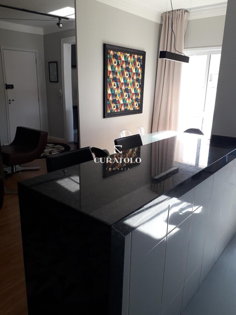 Apartamento padrão à venda de 2 quartos, sendo 1 suíte em São Caetano do Sul.