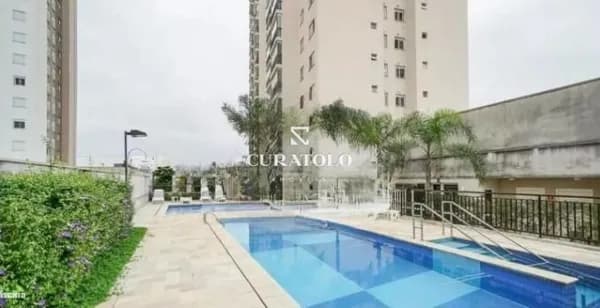 Apartamento à venda, de 2 quartos, varanda e 1 vaga no bairro Maranhão (Tatuapé)