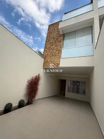 Casa/sobrado à venda com 215 m², 4 quartos, terraço gourmet e 2 vagas, Vila Carrão, São Paulo.