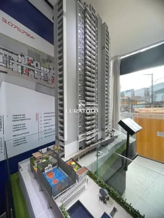 More bem na Vila Esperança: Apartamento em construção com 2 Dorms, Vaga e Varanda a 300 mts do Metrô Guilhermina-Esperança