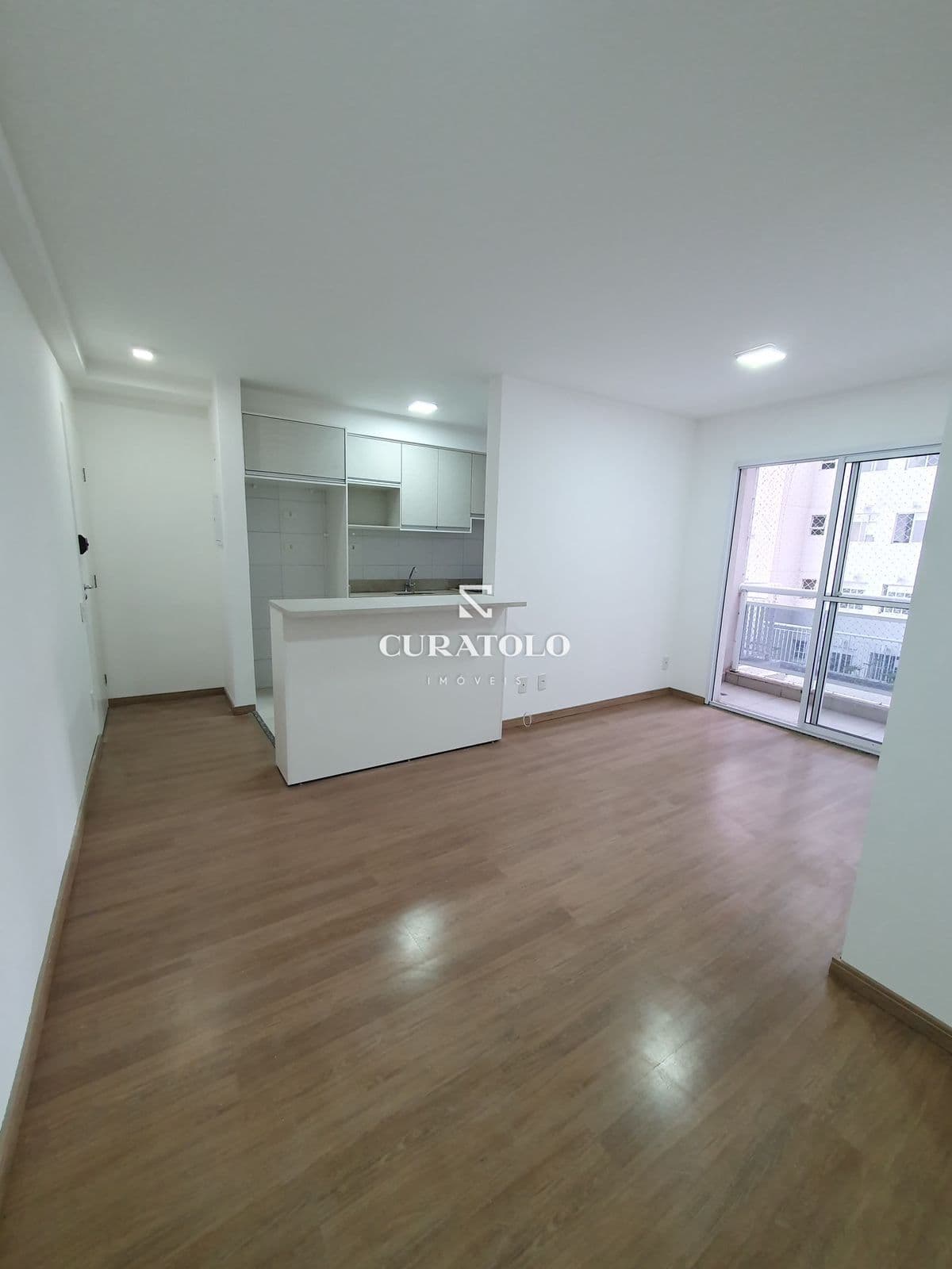 Oportunidade para seu novo lar! Apartamento com 62 mts no Brás, 2 dormitórios, Varanda, lazer completo, ótima localização e pronto para morar!