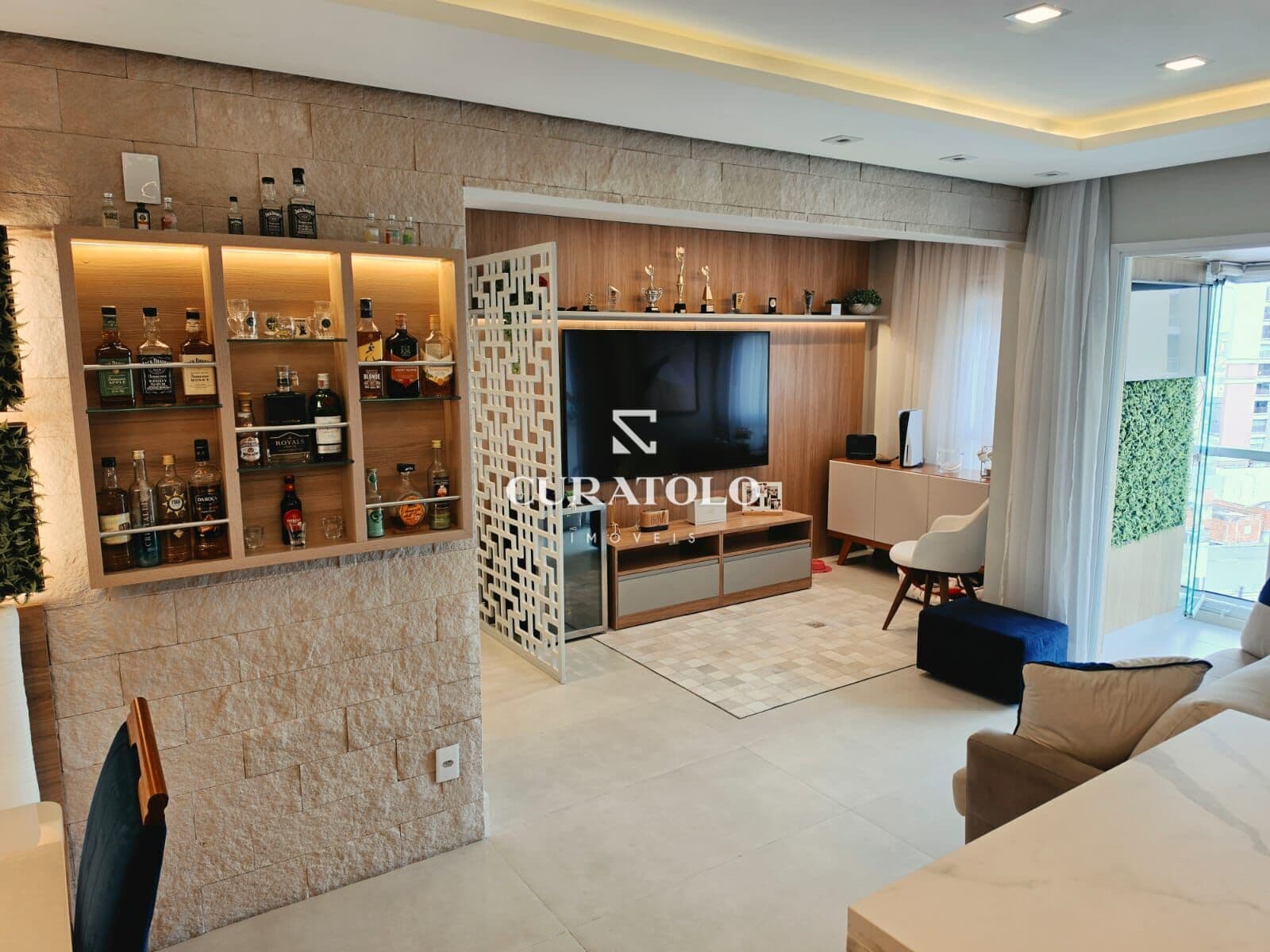 Apartamento à venda com 80 m², porteira fechada, 3 quartos, varanda gourmet e 2 vagas, Santa Paula, em São Caetano do Sul.