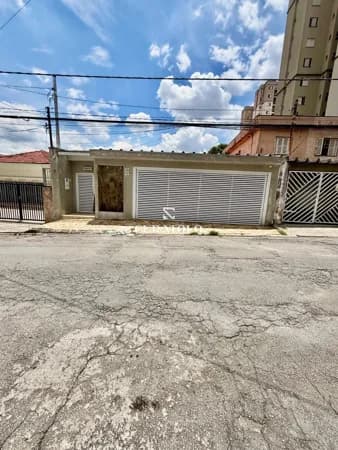 Casa à venda com 525 m², 5 quartos, piscina e 4 vagas, Vila Scarpelli, Santo André.