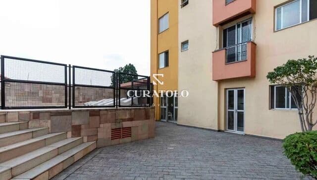 Apartamento à venda de 2 quartos na Vila Ré, São Paulo.