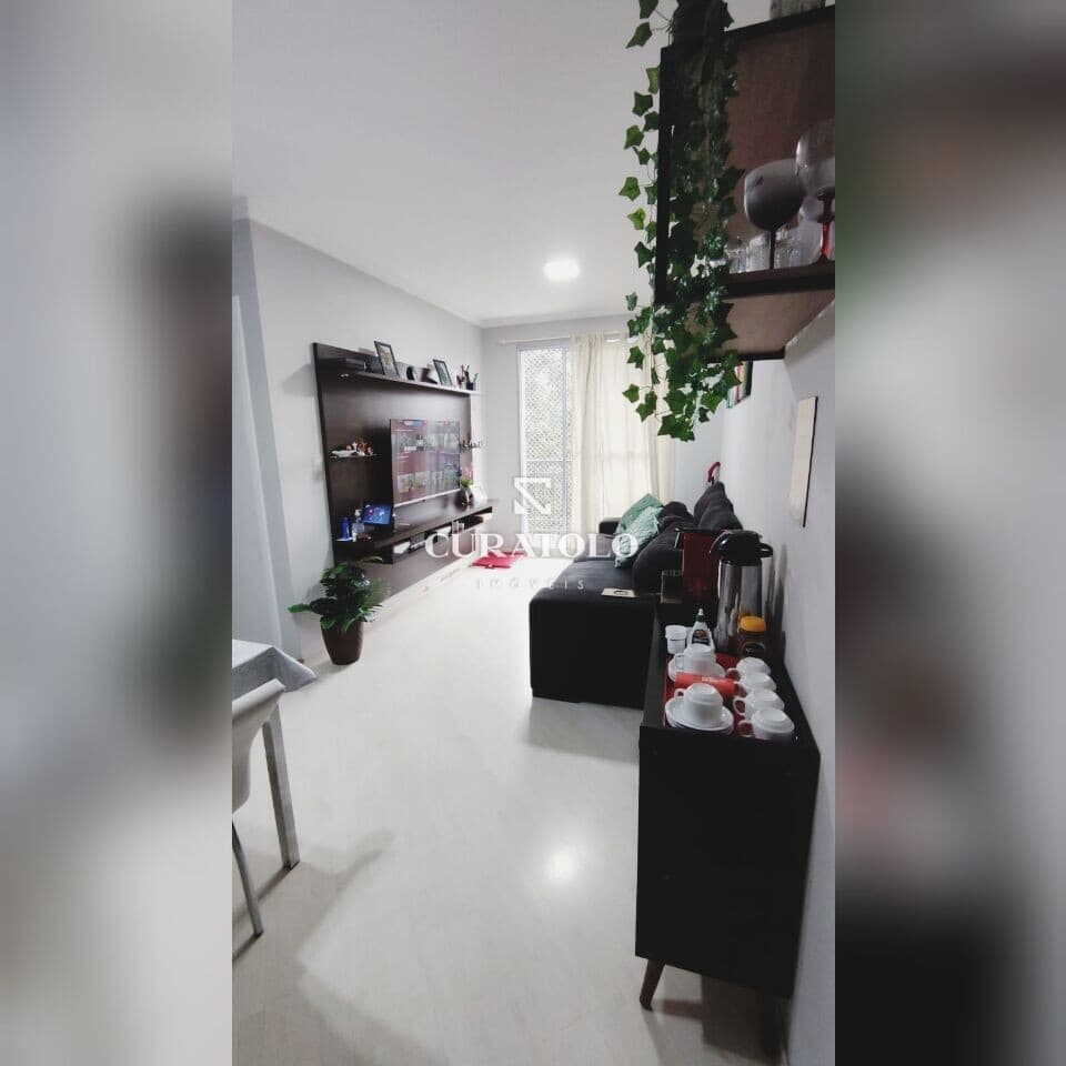 Seu novo lar na Vila Andrade: Aconchegante apartamento de 2 Dorms com Vaga e Varanda ao lado do Morumbi Town Shopping e Metrô Vila das Belezas