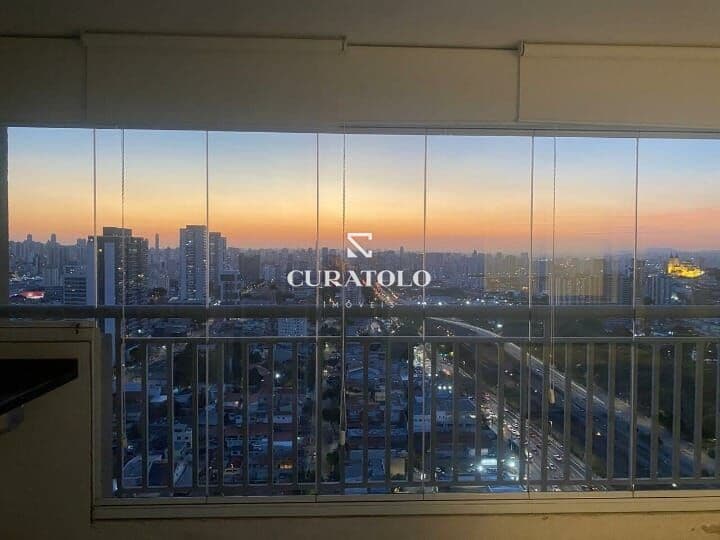 Apartamento à venda com 69 m², 2 quartos, varanda gourmet e vaga na Vila Matilde, São Paulo.