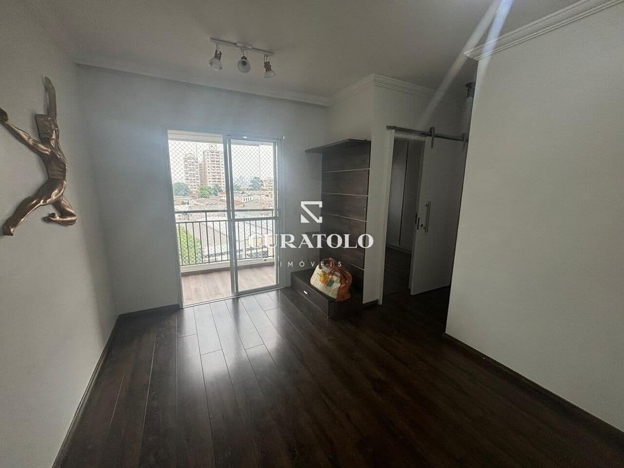Seu apartamento ideal na Mooca, ao lado da Av. Paes de Barros, de 52 m² com 2 quartos, 1 vaga e varanda - Pronto para morar e lazer completo