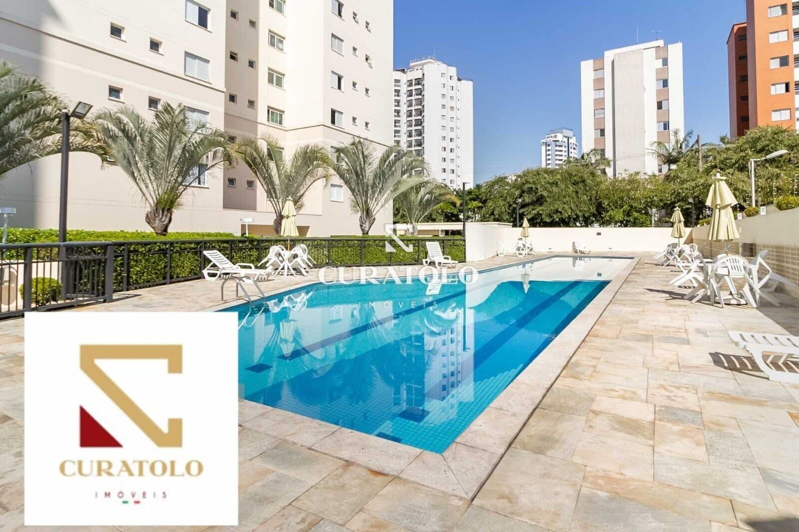Viva com conforto e comodidade no Ipiranga, a 600 metros do Metrô Sacomã. Apartamento de 98m² com 3 Dormitórios, 2 Vagas, Varanda e Lazer completo
