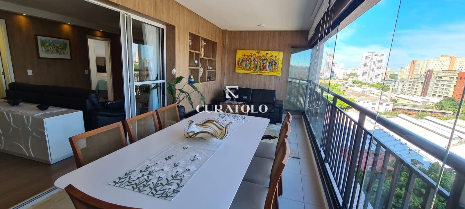 Apartamento à venda com 105 m², 2 suítes e 2 vagas, Mooca, São Paulo.