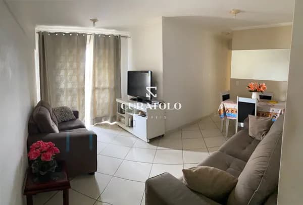 Apartamento à venda com 61 m², 3 quartos, varanda e vaga, Aricanduva, São Paulo.