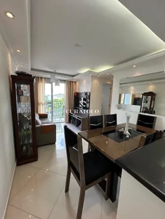 Apartamento à venda com 47 m², 2 quartos, varanda e vaga, Taboão, São Bernardo do Campo.