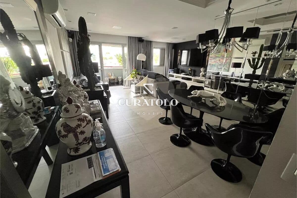 Apartamento à venda, de 3 quartos e 2 vagas na Mooca