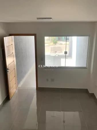 Venha conhecer a casa ideal para viver com conforto no Parque São Lucas: Casa com 3 quartos, 2 vagas e quintal com churrasqueira a 5 min da Estação São Lucas