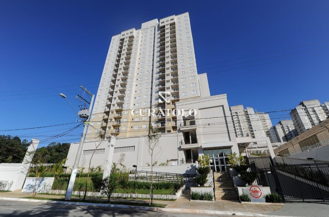 A chave da sua casa própria está aqui: Apartamento pronto de 2 quartos, varanda, 1 vaga e lazer completo a 4 min da Estação Jardim Colonial