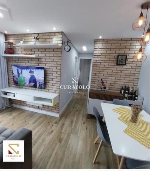 Conheça esse lindo apartamento no Jardim Imperador (Aricanduva), de 45 m², com 2 quartos, 1 vaga e varanda, é perfeito para você e sua família.