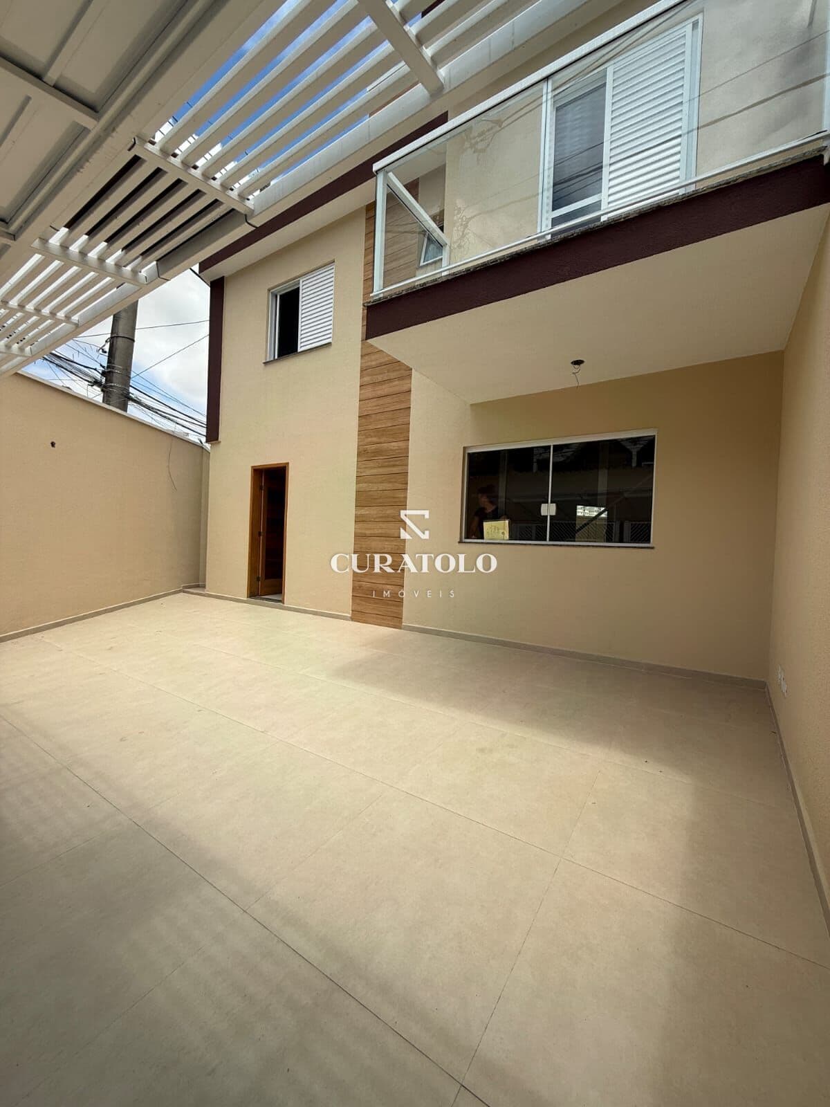 Casa sobrado à venda com 110 m², 3 quartos e 3 vagas na Vila Prudente, São Paulo