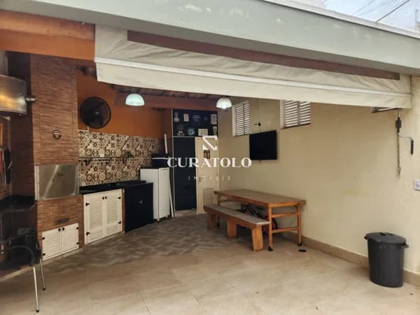 Casa à venda com 114 m², 3 quartos, espaço gourmet e 3 vagas, no Alto da Mooca, São Paulo.