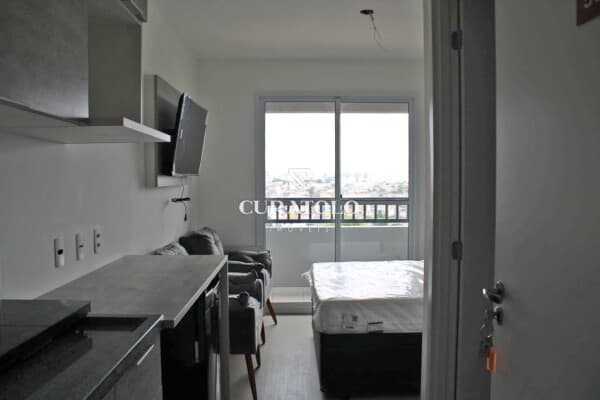 Studio aconchegante no Sacomã, pronto para morar e mobiliado, próx. a Av. Tancredo Neves, com varanda e lazer completo