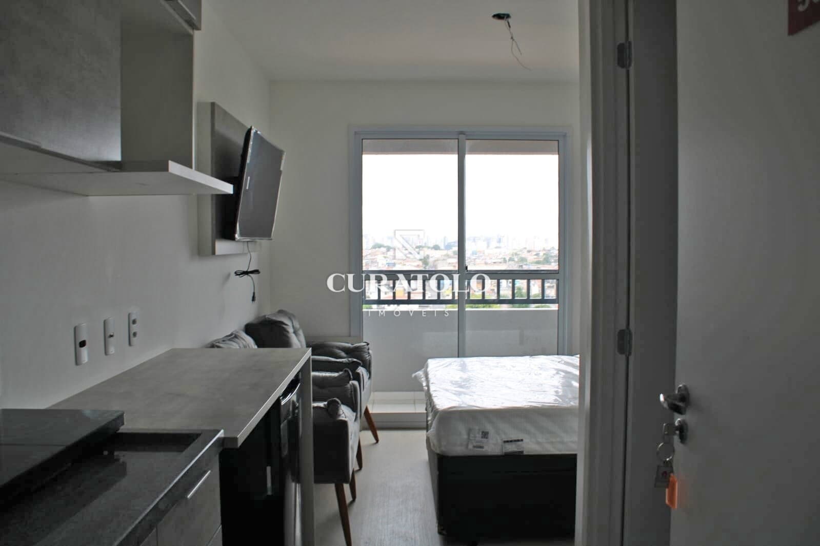 Studio aconchegante no Sacomã, pronto para morar e mobiliado, próx. a Av. Tancredo Neves, com varanda e lazer completo