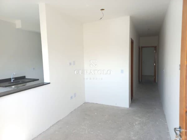 Seu lar no Tatuapé: Excelente apartamento, recém-entregue, com 2 Dorms, Varanda e Vaga coberta a 6 minutos do metrô Carrão