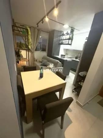 Apartamento à venda, de 2 quartos e 1 vaga em Santana