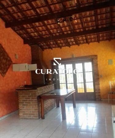 Imóvel com 2 sobrados independentes, 3 vagas, churrasqueira e quintal - Fazenda Caguaçu