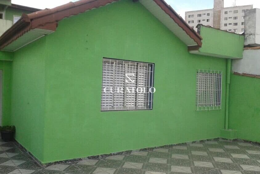 Venha conhecer a casa ideal na Cidade A.E. Carvalho, ao lado da Av. Águia de Haia- Casa com 5 Dorms, 3 Vagas e Quintal