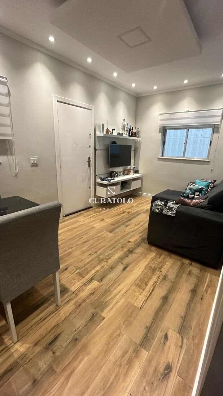 Apartamento à venda com 76 m², 2 quartos, garden e vaga em Mirandópolis, São Paulo.