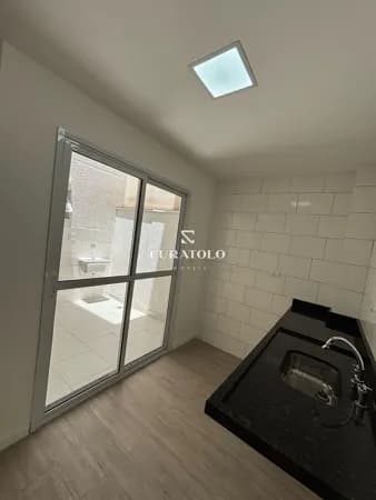 Apartamento à venda no Parque das Nações, Santo André, de 2 quartos, 1 suíte e 1 vaga demarcada