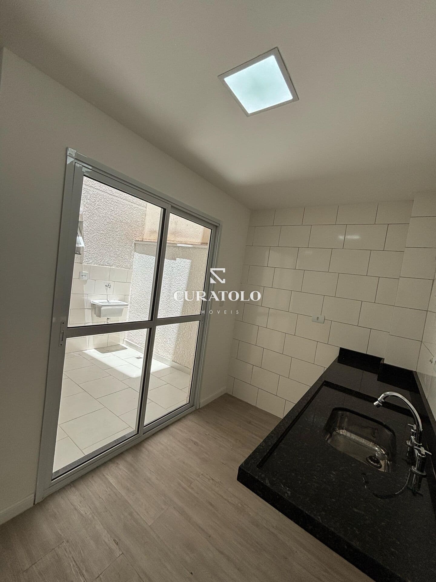 Apartamento à venda no Parque das Nações, Santo André, de 2 quartos, 1 suíte e 1 vaga demarcada