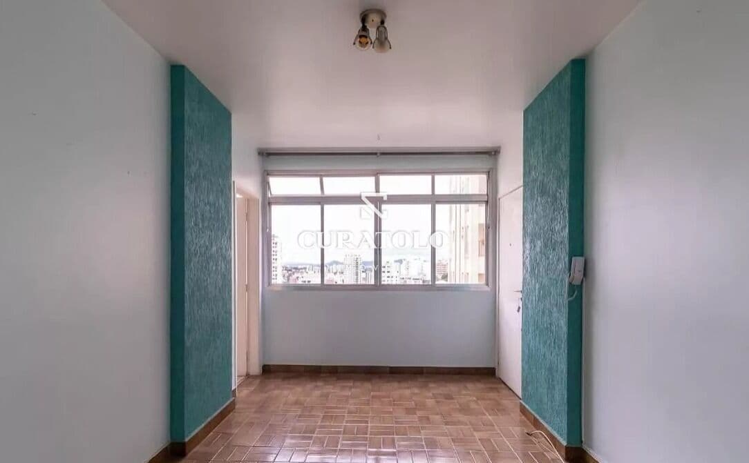 Apartamento à venda com 55 m², 2 quartos, vaga na Vila Pompéia, São Paulo.