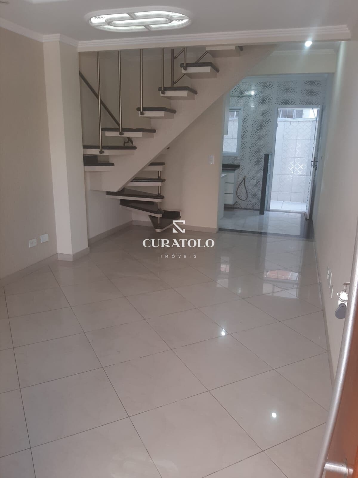 Casa em condomínio à venda no bairro Nova Petrópolis, São Bernardo, com 2 quartos e 2 vagas