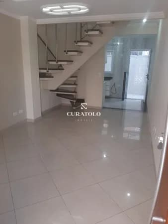 Casa em condomínio à venda no bairro Nova Petrópolis, São Bernardo, com 2 quartos e 2 vagas