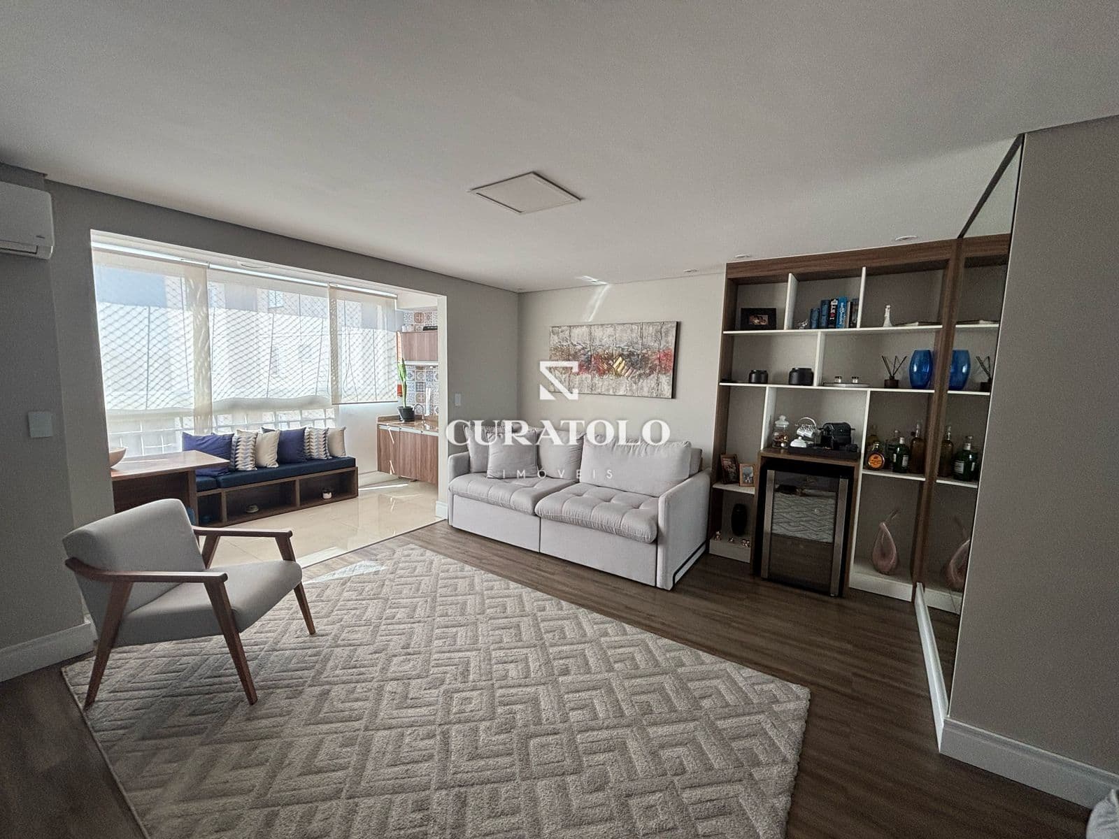 Conheça esse lindo apartamento no Jabaquara, ao lado do metrô, de 89 m², com 3 quartos, varanda grill e 2 vagas, é perfeito para você e sua família.