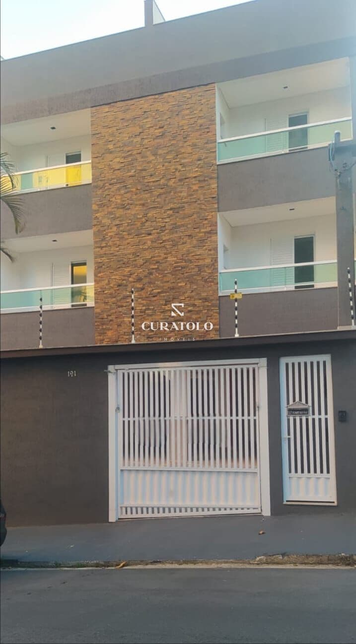 Seu novo lar está aqui, no Campestre, em Santo André. Apartamento de 80 m², com 3 Quartos, 2 vagas cobertas e varanda - Estilo “sem condomínio”