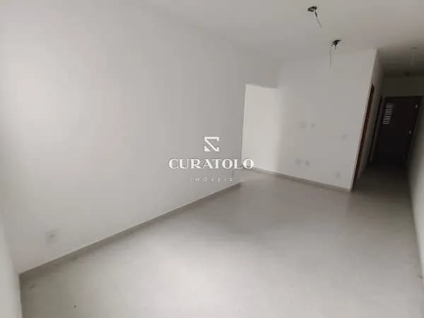 Apartamento à venda com 60 m², 2 quartos e vaga, Vila Gerty, São Caetano do Sul.