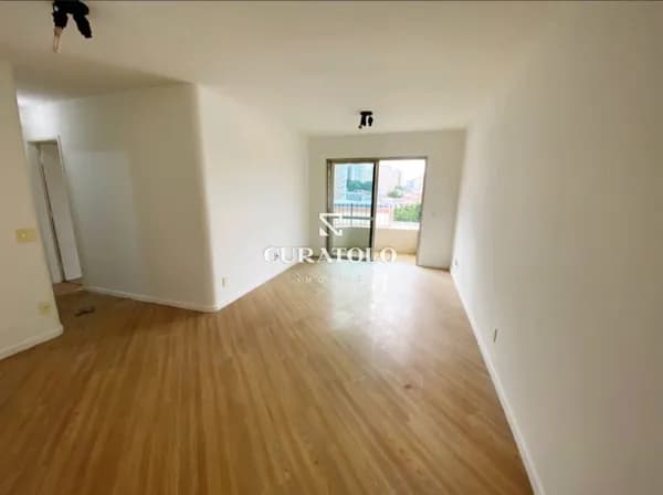 Conquiste seu novo lar na Pompéia! Apartamento com 83 m², 3 dormitórios, 2 vagas, ótima localização e pronto para morar!