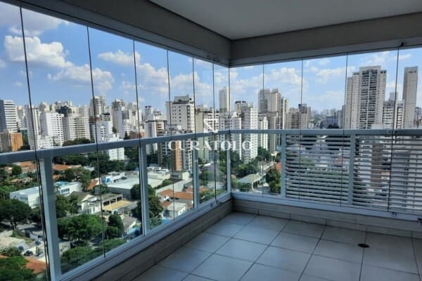 Seu novo lar no Brooklin, ao lado da Av. Ibirapuera: Lindo apartamento pronto, com 58m², 2 Quartos, 1 vaga, varanda e lazer completo