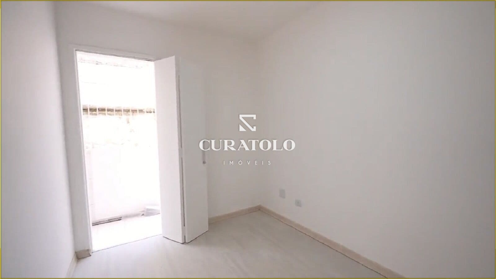 Apartamento à venda com 44 m², 1 quarto e vaga, Cerqueira Cesar, São Paulo.