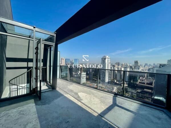 Studio na Vila Olímpia, com Varanda e lazer completo - O lugar perfeito para viver e se inspirar