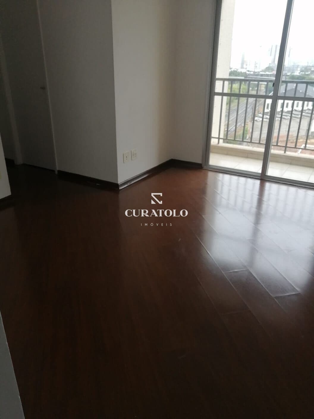 Procurando morar ou investir na Mooca, a 2 min da Estação Juventus, esta é a oportunidade perfeita para você, apartamento de 2 quartos com vaga e varanda