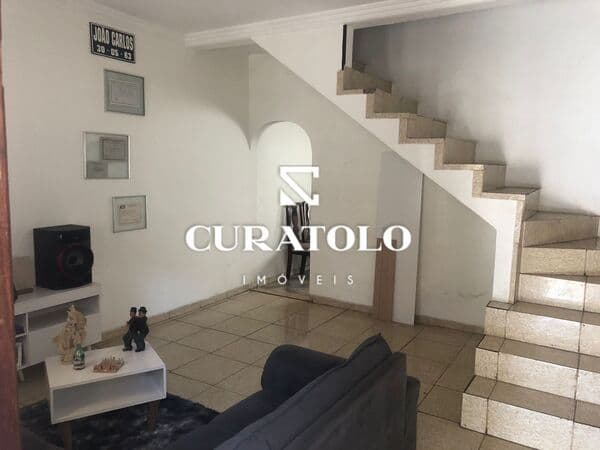Sobrado com 2 dormitórios, churrasqueira e vaga - Jardim da Glória