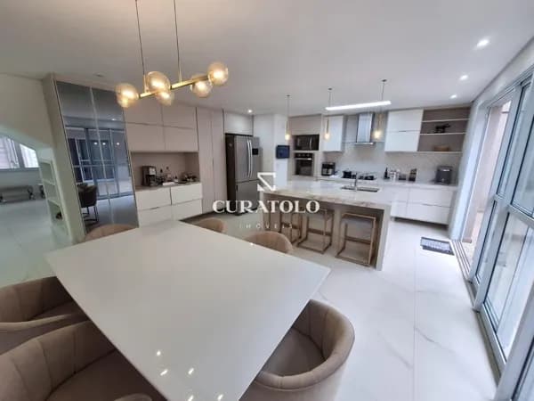 Conquiste seu belíssimo e novo lar! Sobrado com 275 m² na Vila Prudente , 3 dormitórios, todo reformado, ótima localização!