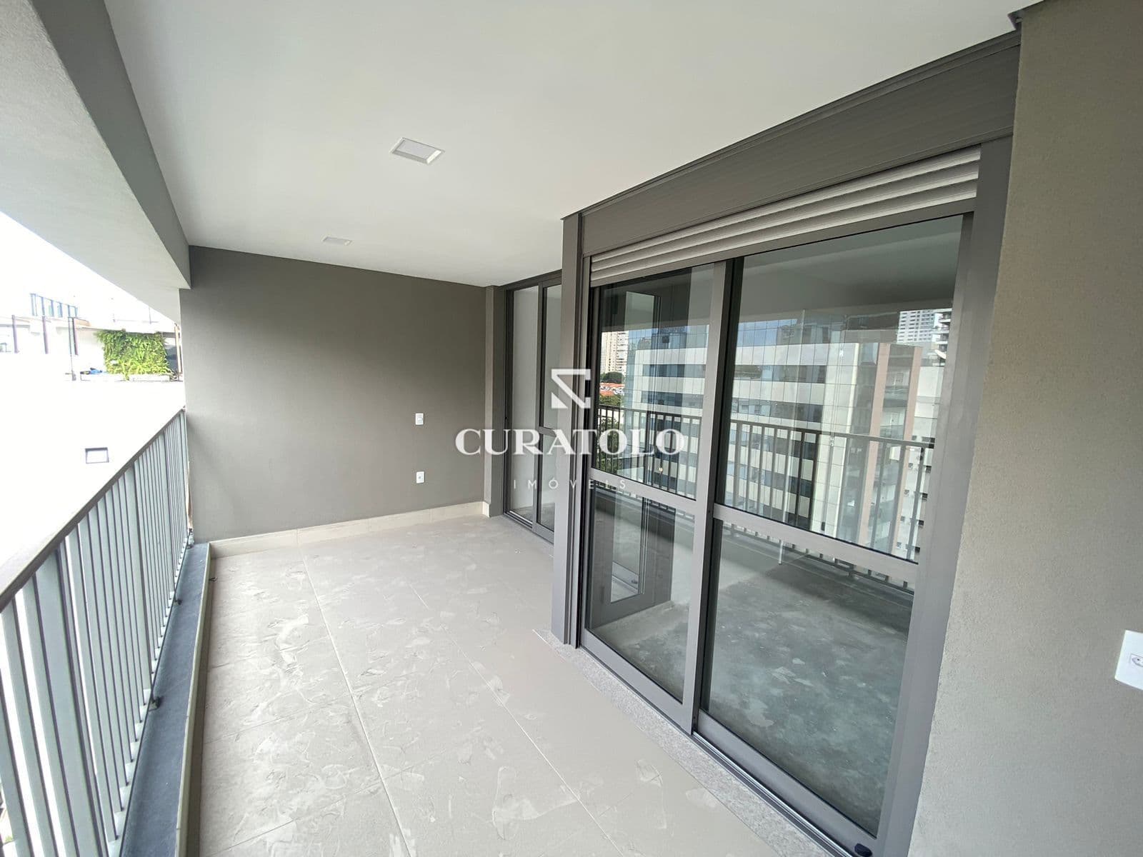 Apartamento Residencial com 44 mts super bem localizado em São Paulo à poucos metros do Pq Ibirapuera, com 1 suite e vaga.