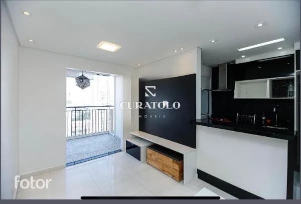 Oportunidade para seu novo lar na Vila Antonieta. Apartamento com 52 m², 2 dormitórios, varanda, lazer completo e ótima localização!