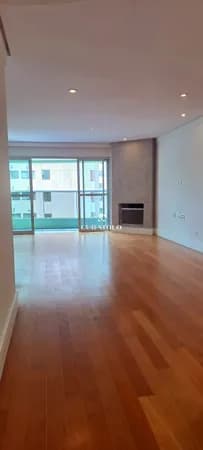 Apartamento à venda, de 3 quartos e 3 vagas no Real Parque